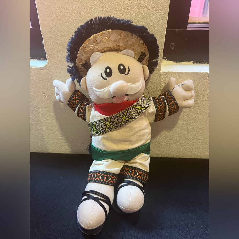 DR. SIMI HUICHOL PLUSH TOY 1 PC